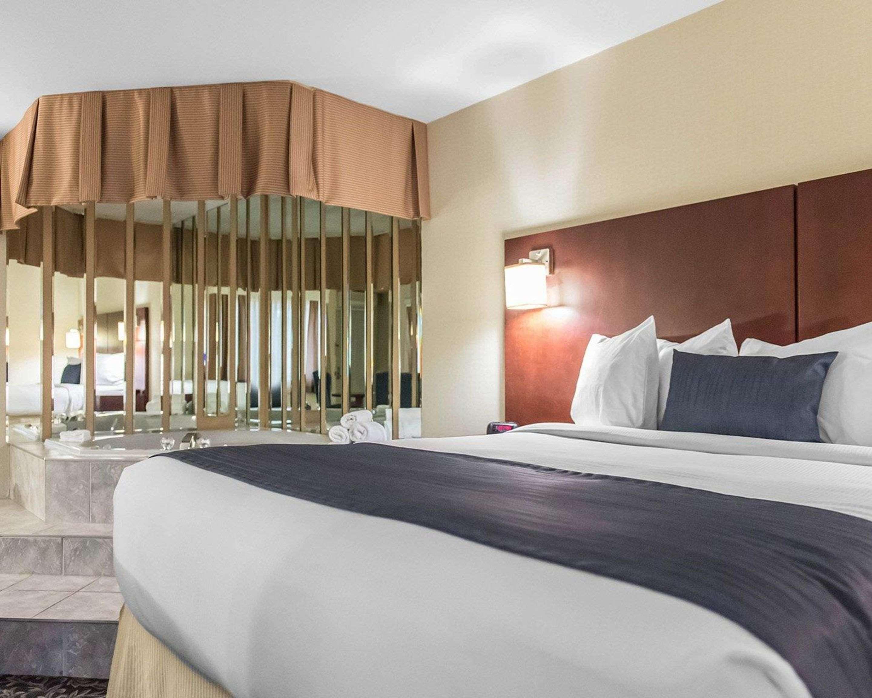 Quality Inn Mont-Laurier Kültér fotó