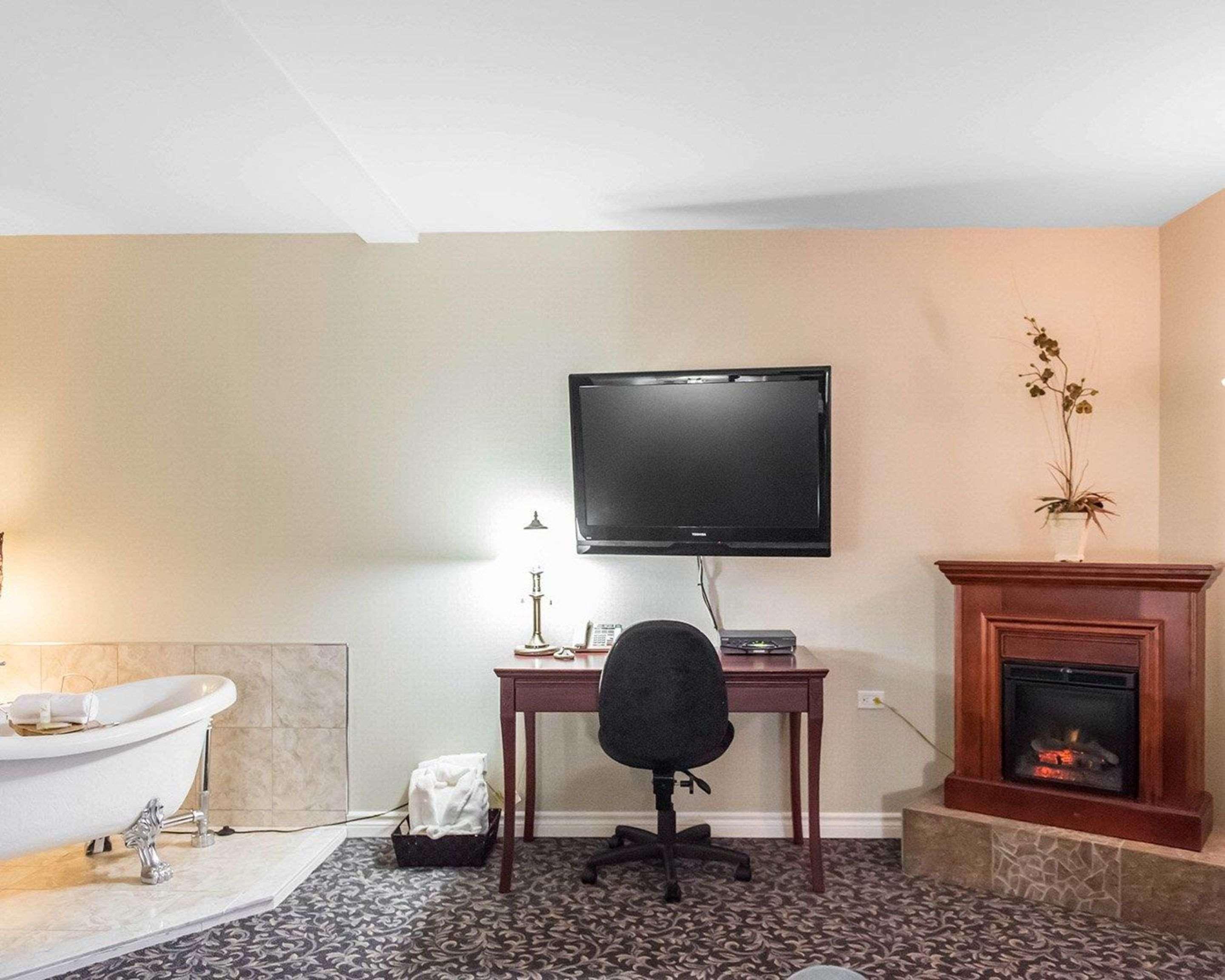 Quality Inn Mont-Laurier Kültér fotó
