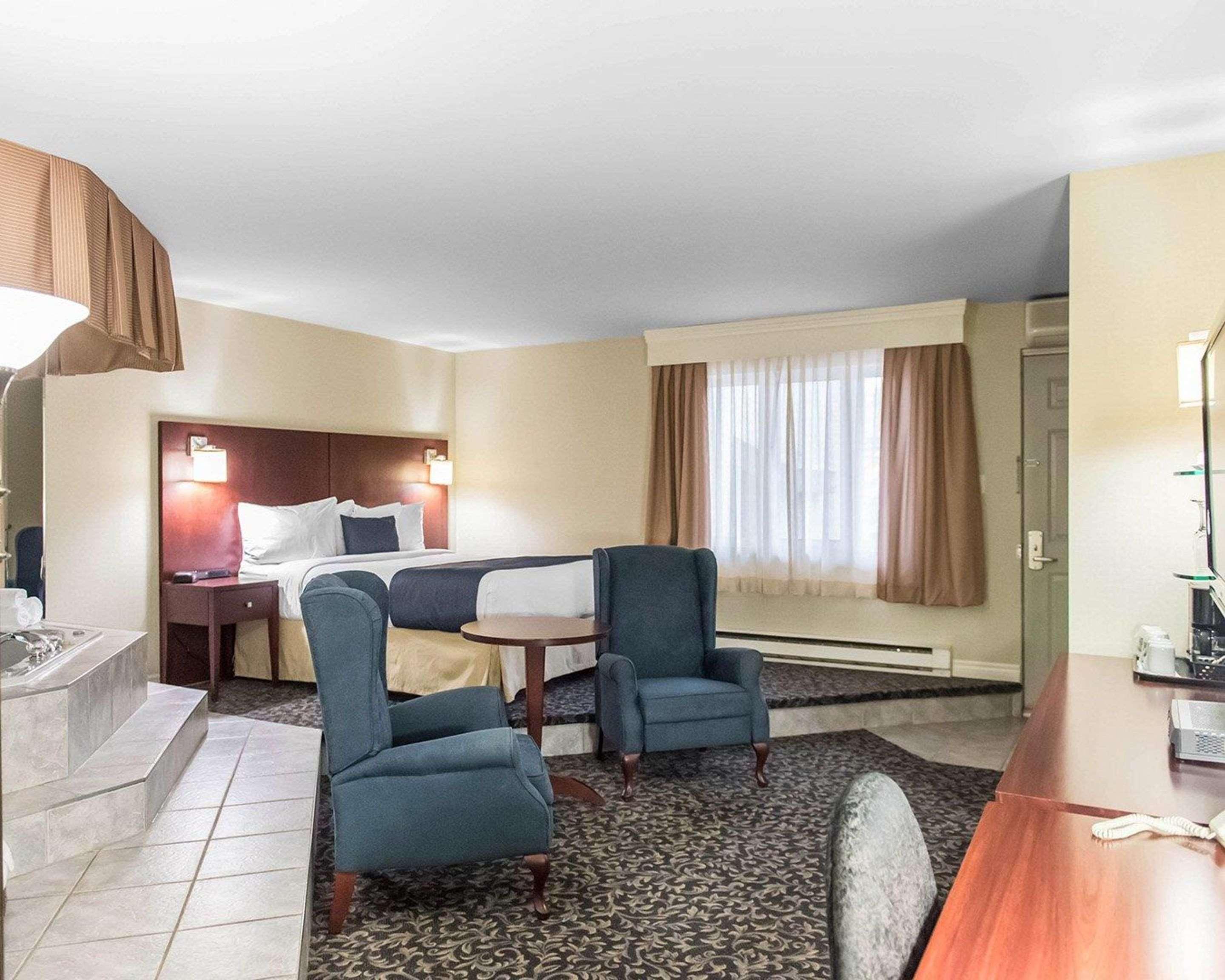 Quality Inn Mont-Laurier Kültér fotó
