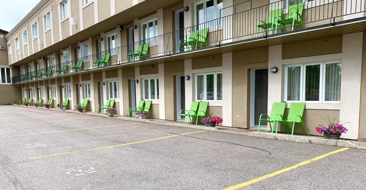 Quality Inn Mont-Laurier Kültér fotó